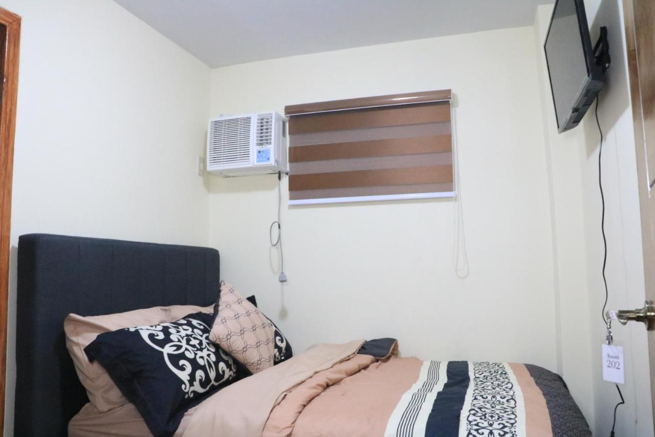 Anicia Guesthouse Rooms Paranaque City Exterior foto