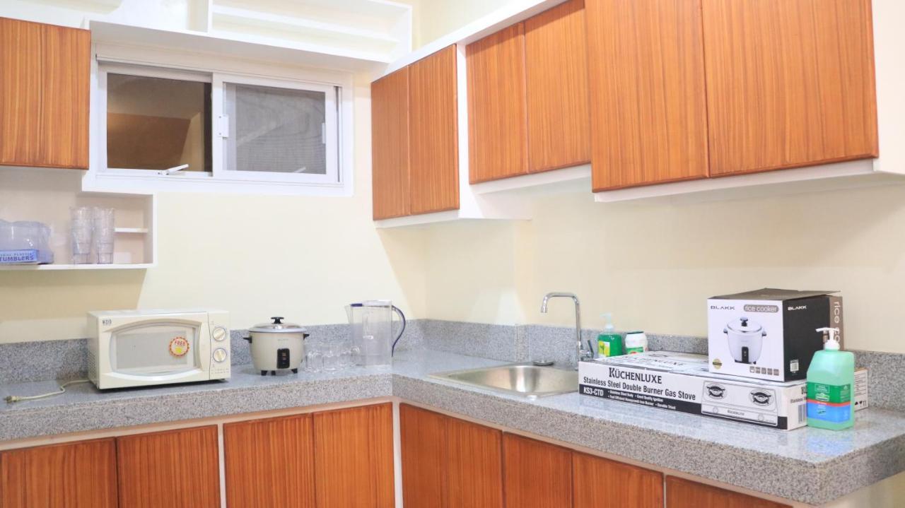Anicia Guesthouse Rooms Paranaque City Exterior foto